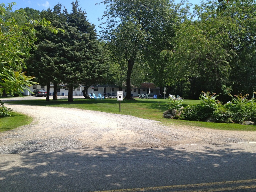 Rye Beach Motel entrance